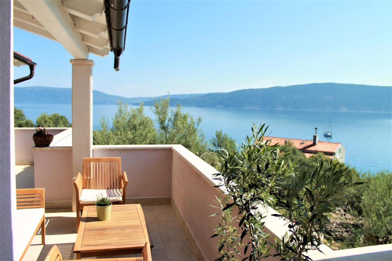 Apartmani Klaudija Valun Dış mekan fotoğraf