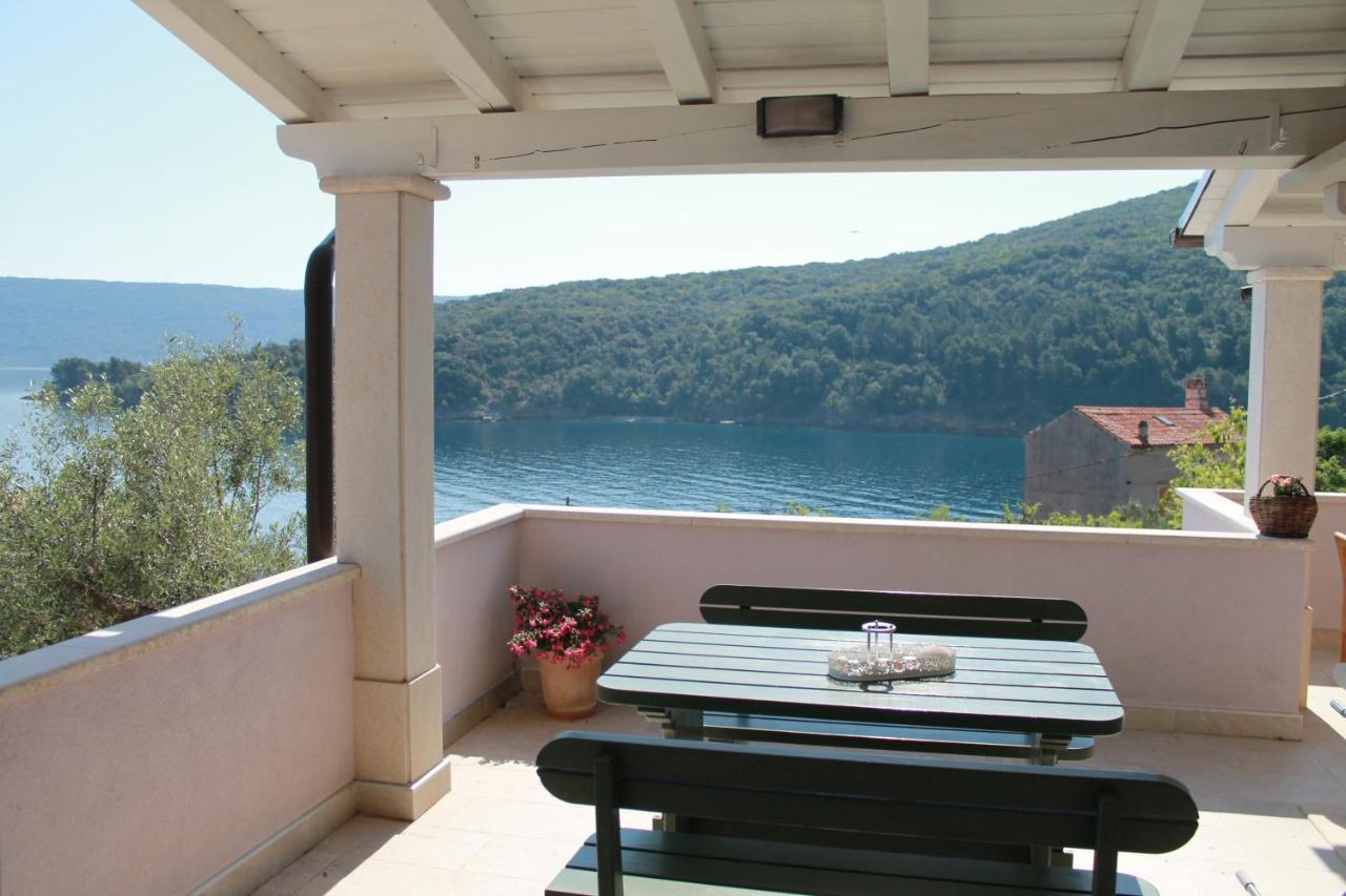 Apartmani Klaudija Valun Dış mekan fotoğraf